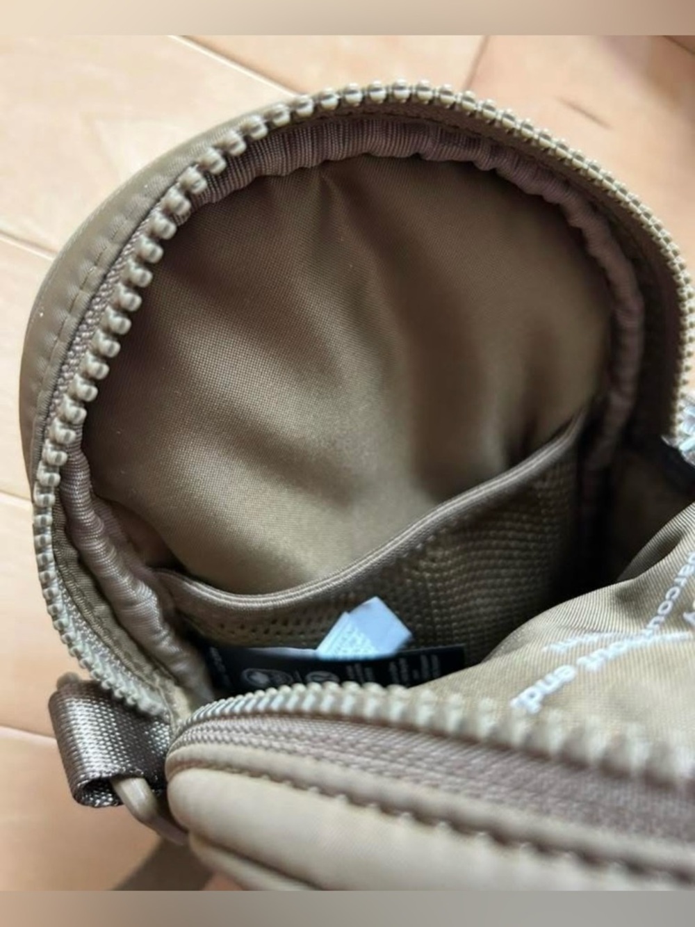 lululemon athletica Olive Green Team Canada Crossbody Belt Bag - Picture 2 of 6